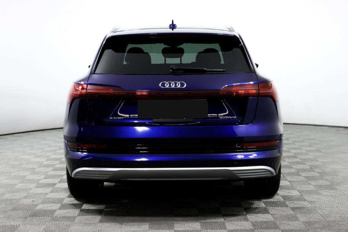 Купить Audi e-tron с пробегом. Фото: #5