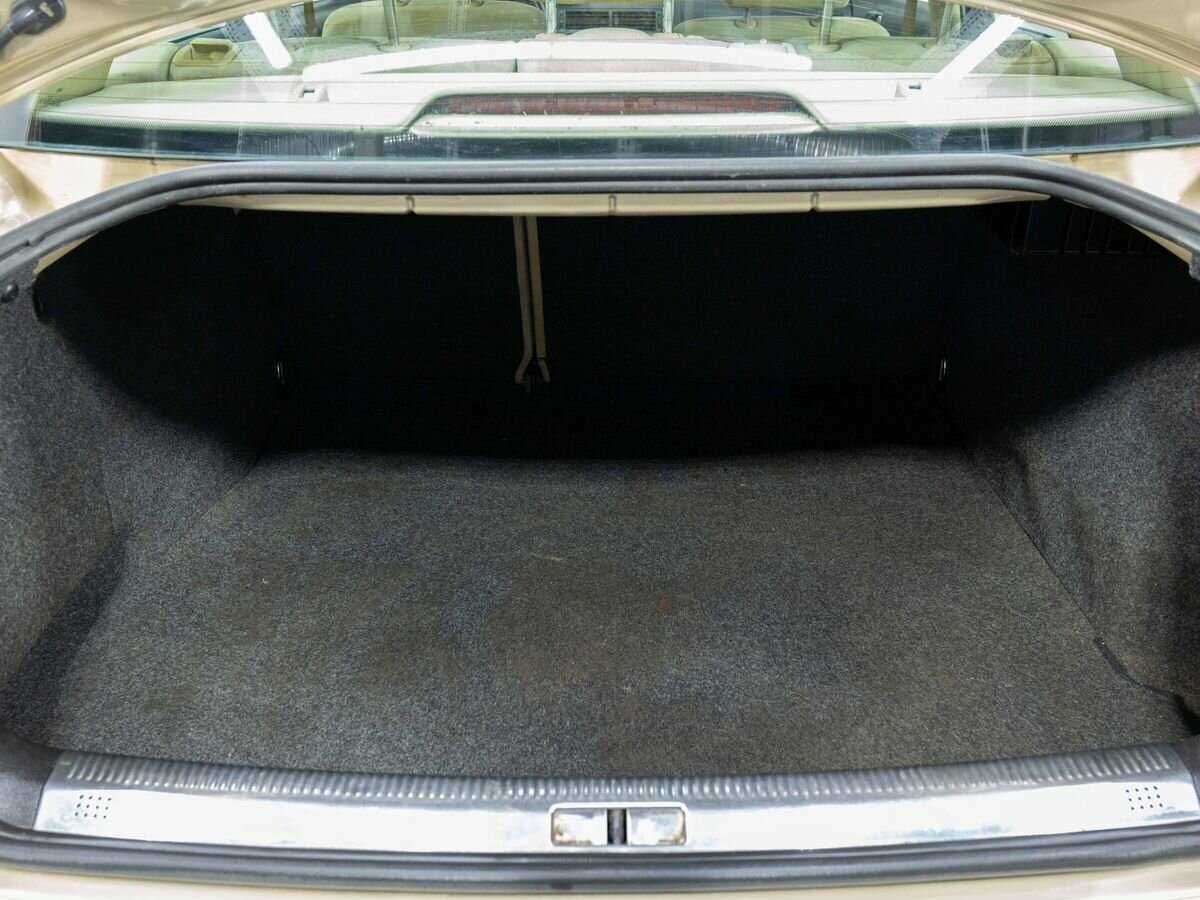 Купить Volkswagen Passat с пробегом. Фото: #18