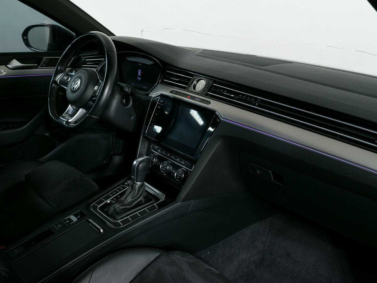 Купить Volkswagen Arteon с пробегом. Фото: #9