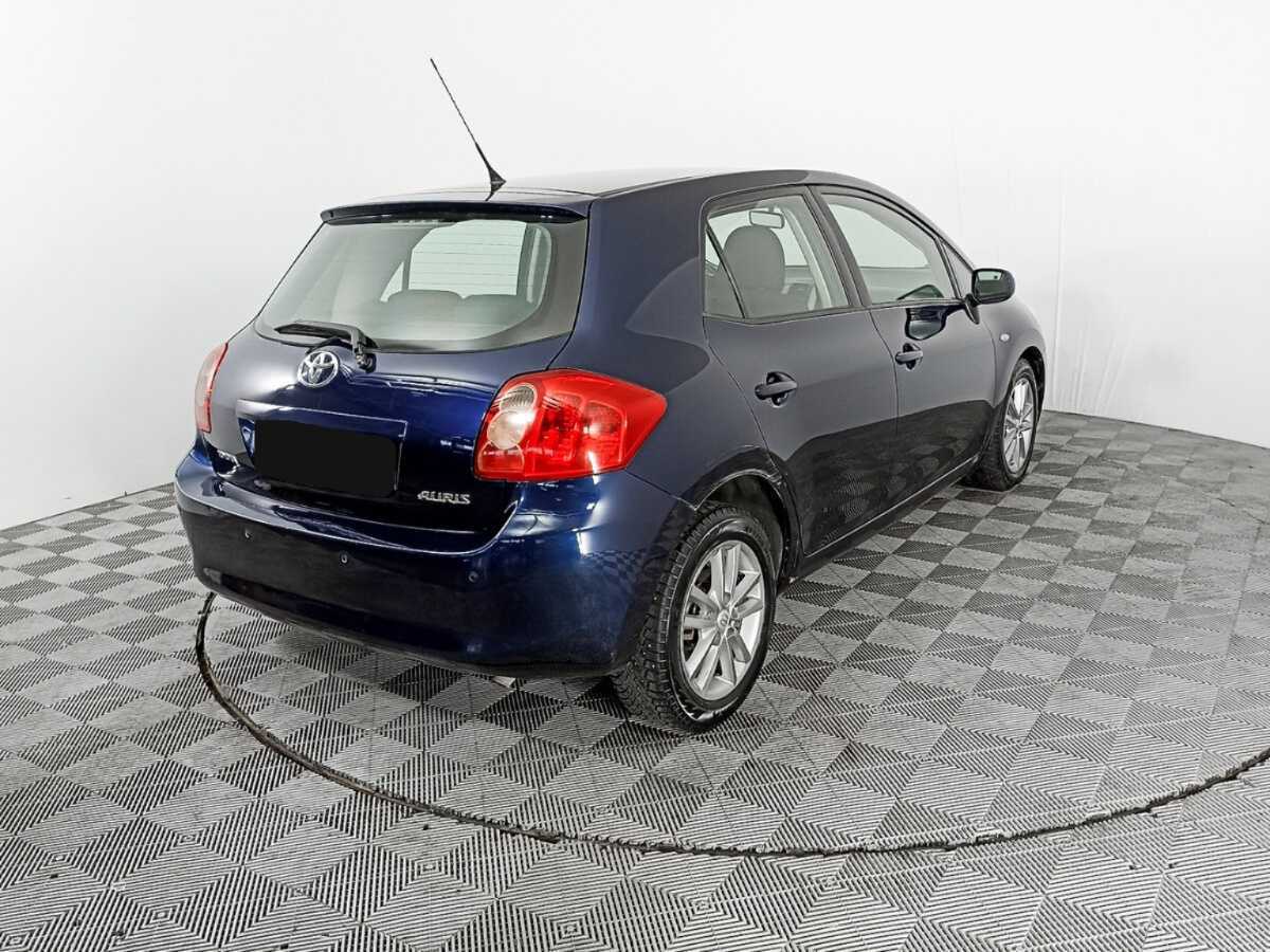 Купить Toyota Auris с пробегом. Фото: #4