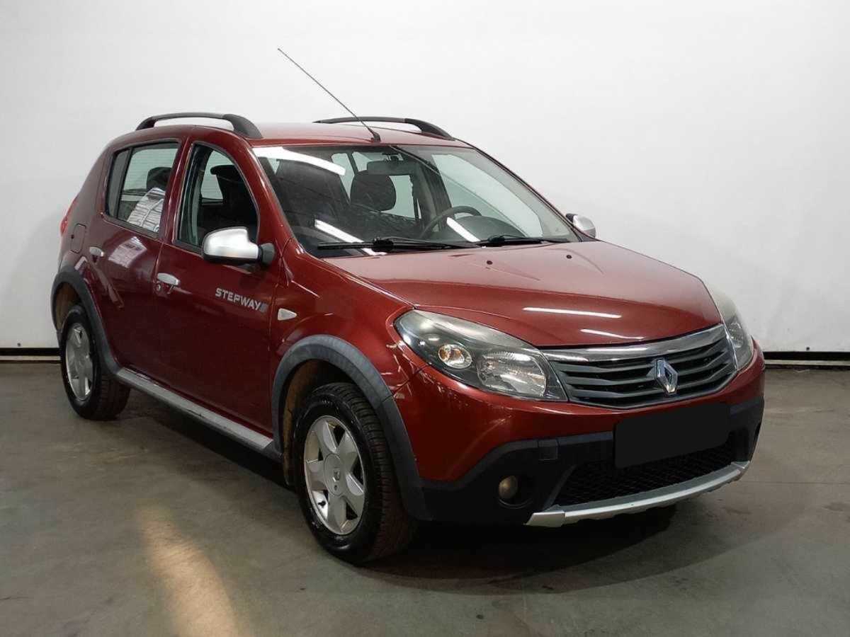 Купить Renault Sandero с пробегом. Фото: #2