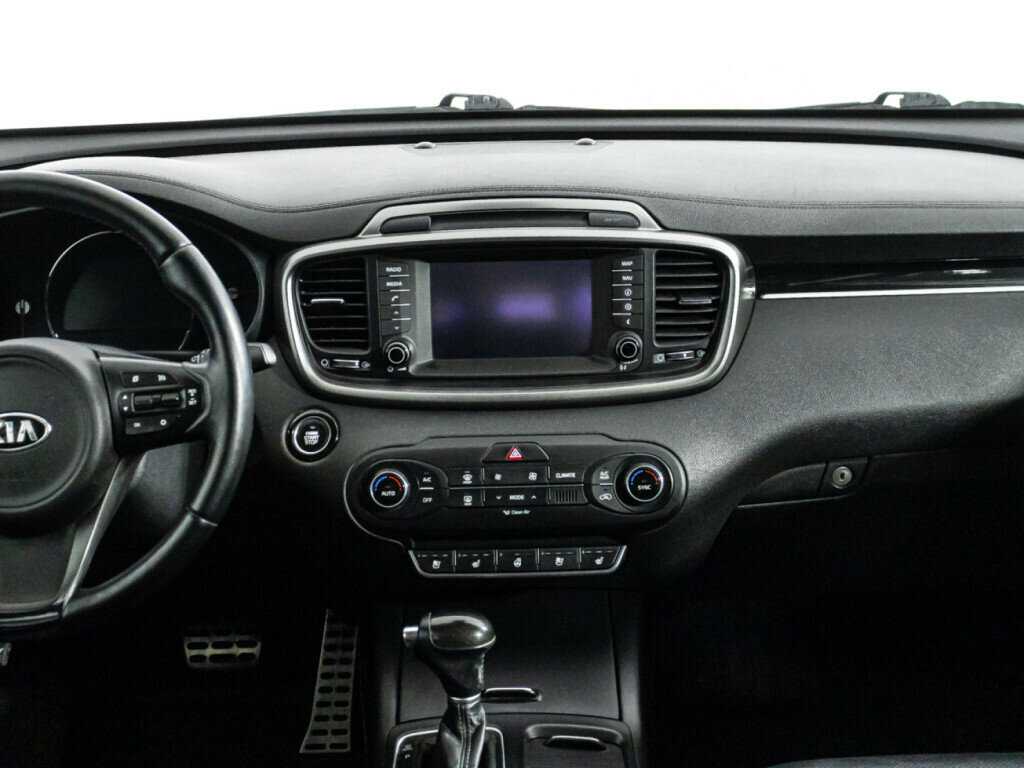 Купить Kia Sorento с пробегом. Фото: #13