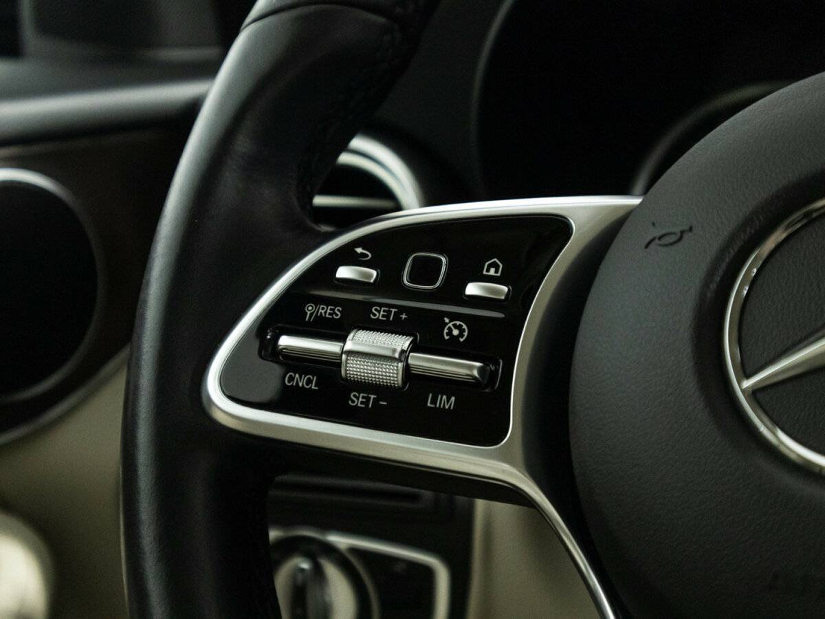 Купить Mercedes-Benz GLC с пробегом. Фото: #21