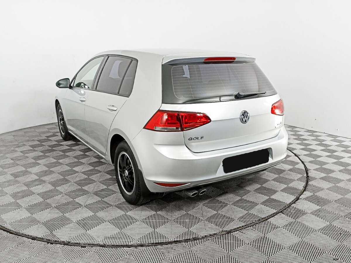 Купить Volkswagen Golf с пробегом. Фото: #6
