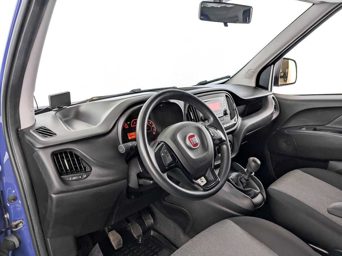 Купить Fiat Doblo с пробегом. Фото: #15