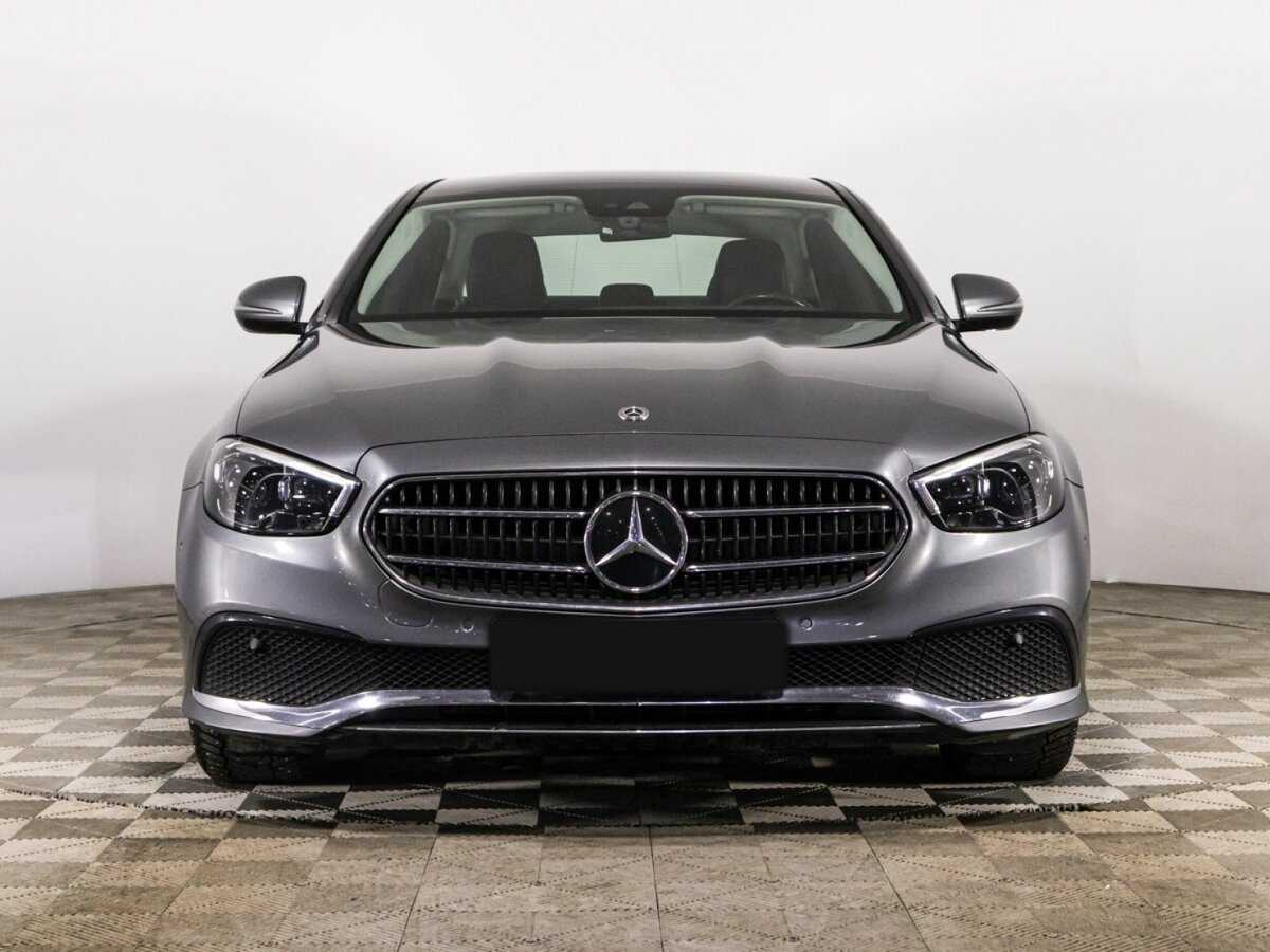 Купить Mercedes-Benz E-Класс с пробегом. Фото: #1
