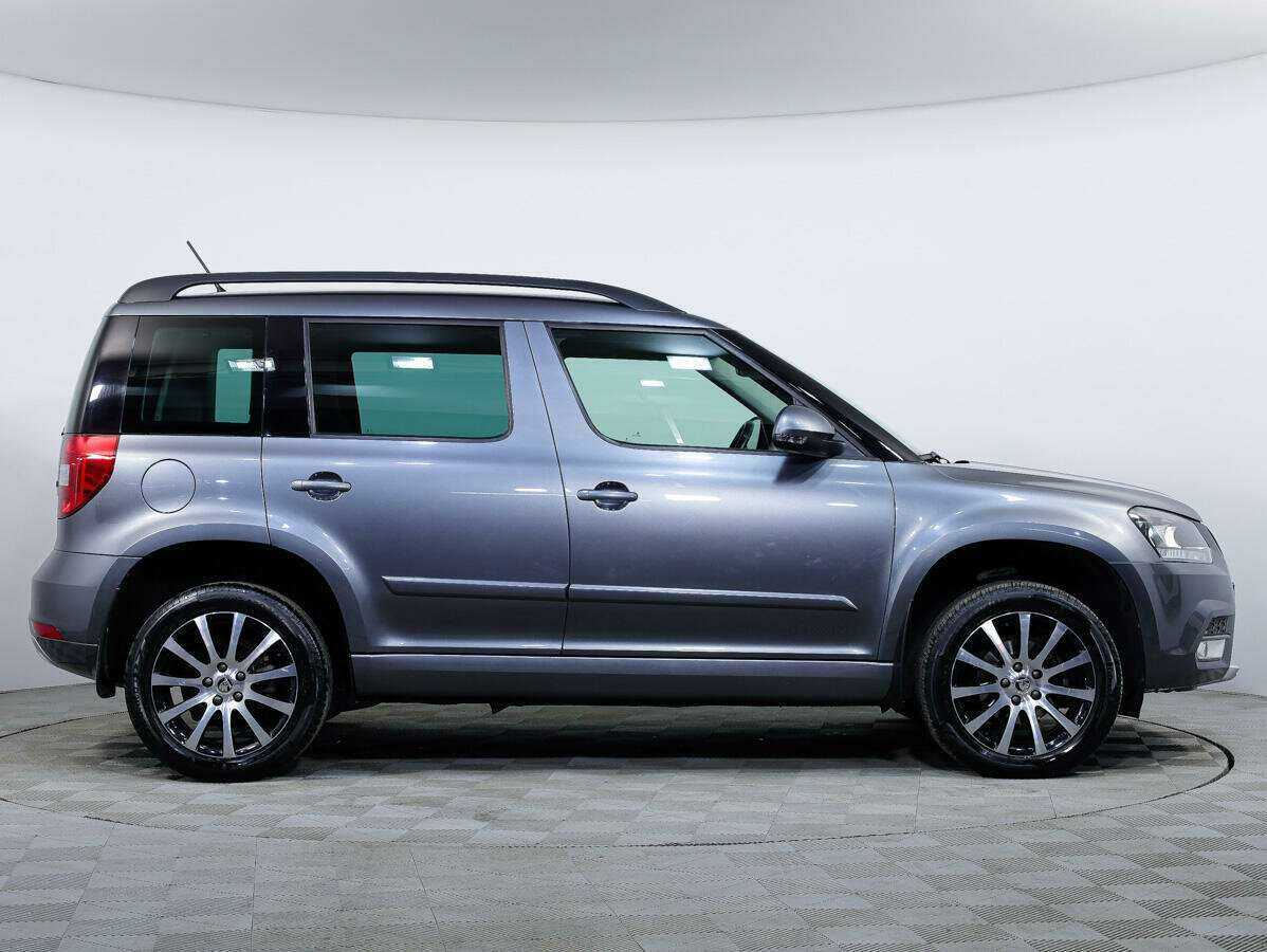 Купить Skoda Yeti с пробегом. Фото: #2