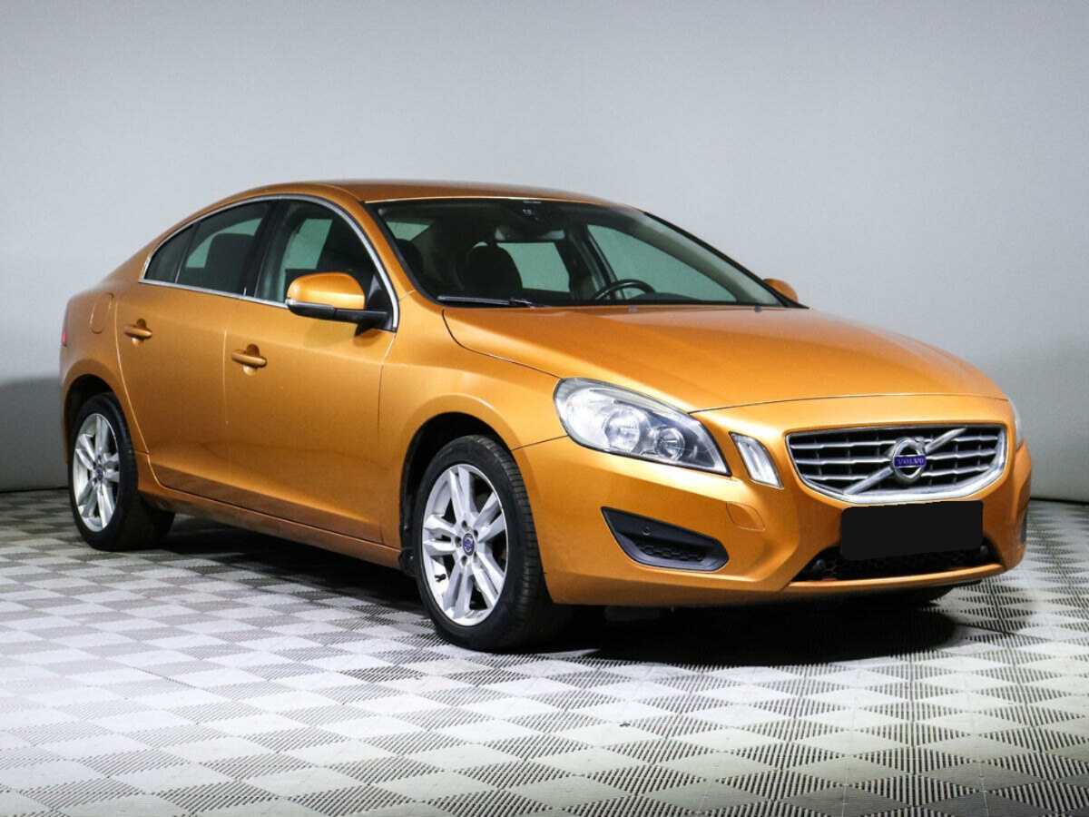 Купить Volvo S60 с пробегом. Фото: #2