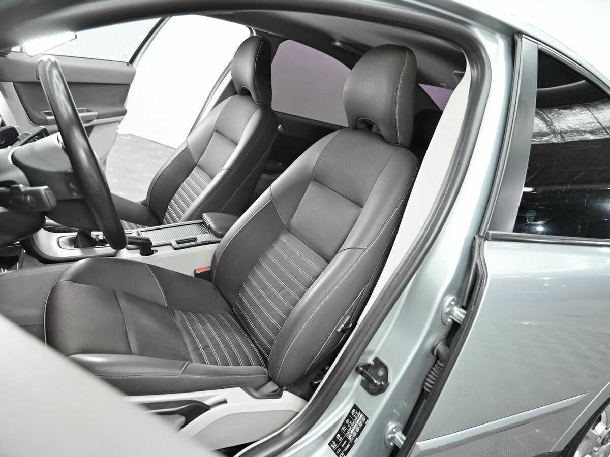 Купить Volvo S40 с пробегом. Фото: #5