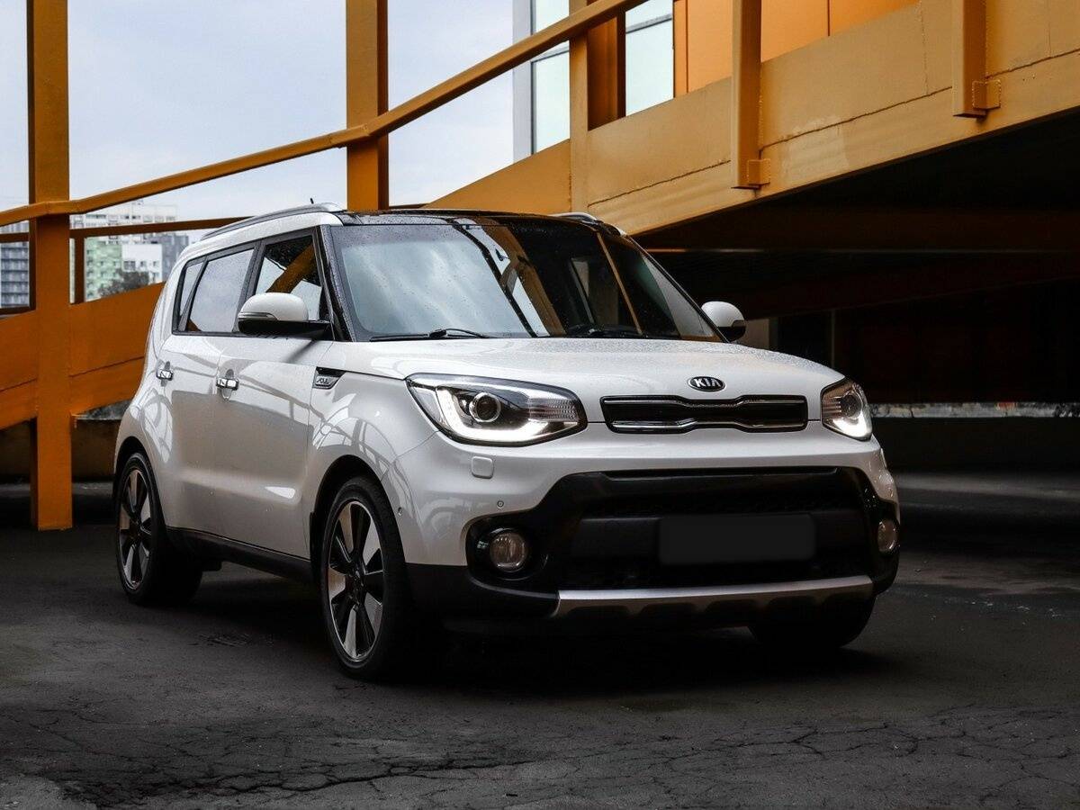 Купить Kia Soul с пробегом. Фото: #2