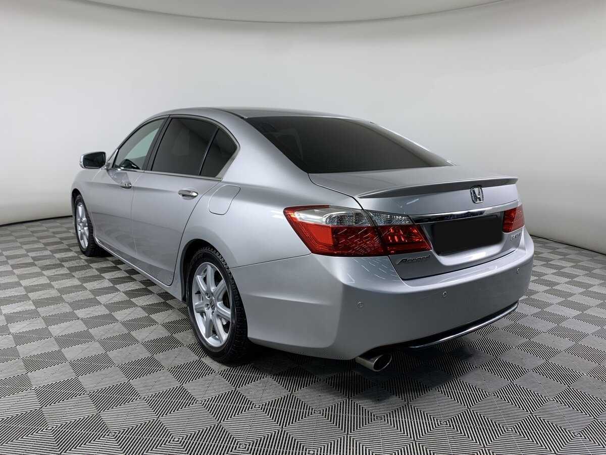 Купить Honda Accord с пробегом. Фото: #5