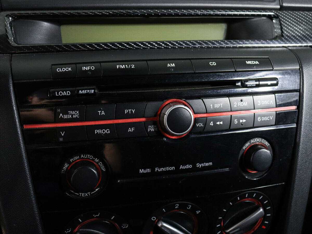Купить Mazda 3 с пробегом. Фото: #17