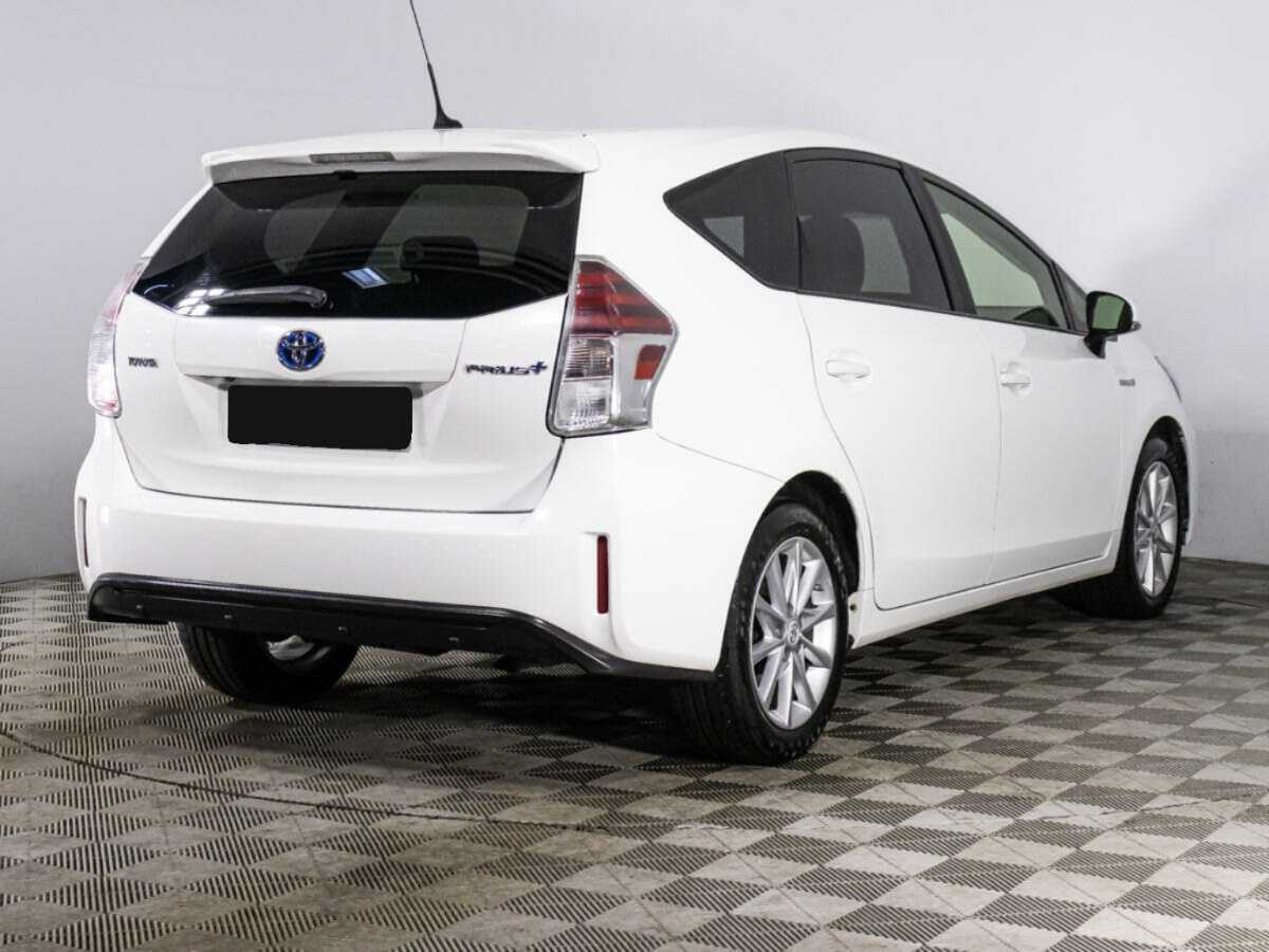 Купить Toyota Prius v (+) с пробегом. Фото: #4