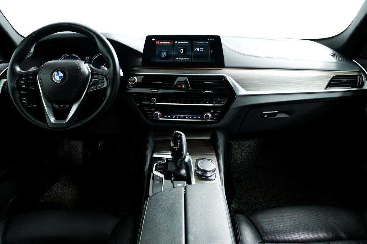 Купить BMW 5 серии с пробегом. Фото: #10