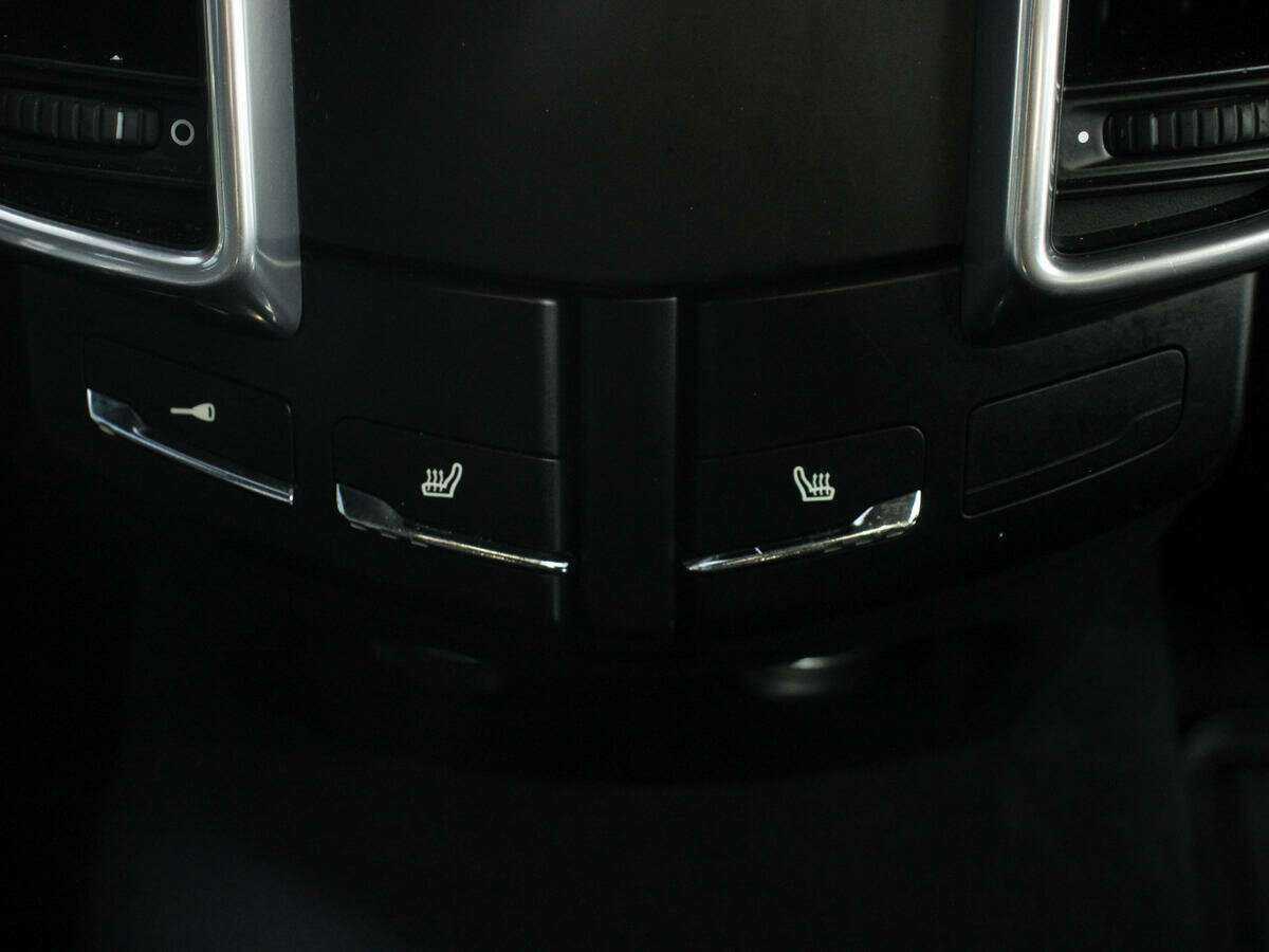 Купить Porsche Cayenne с пробегом. Фото: #15