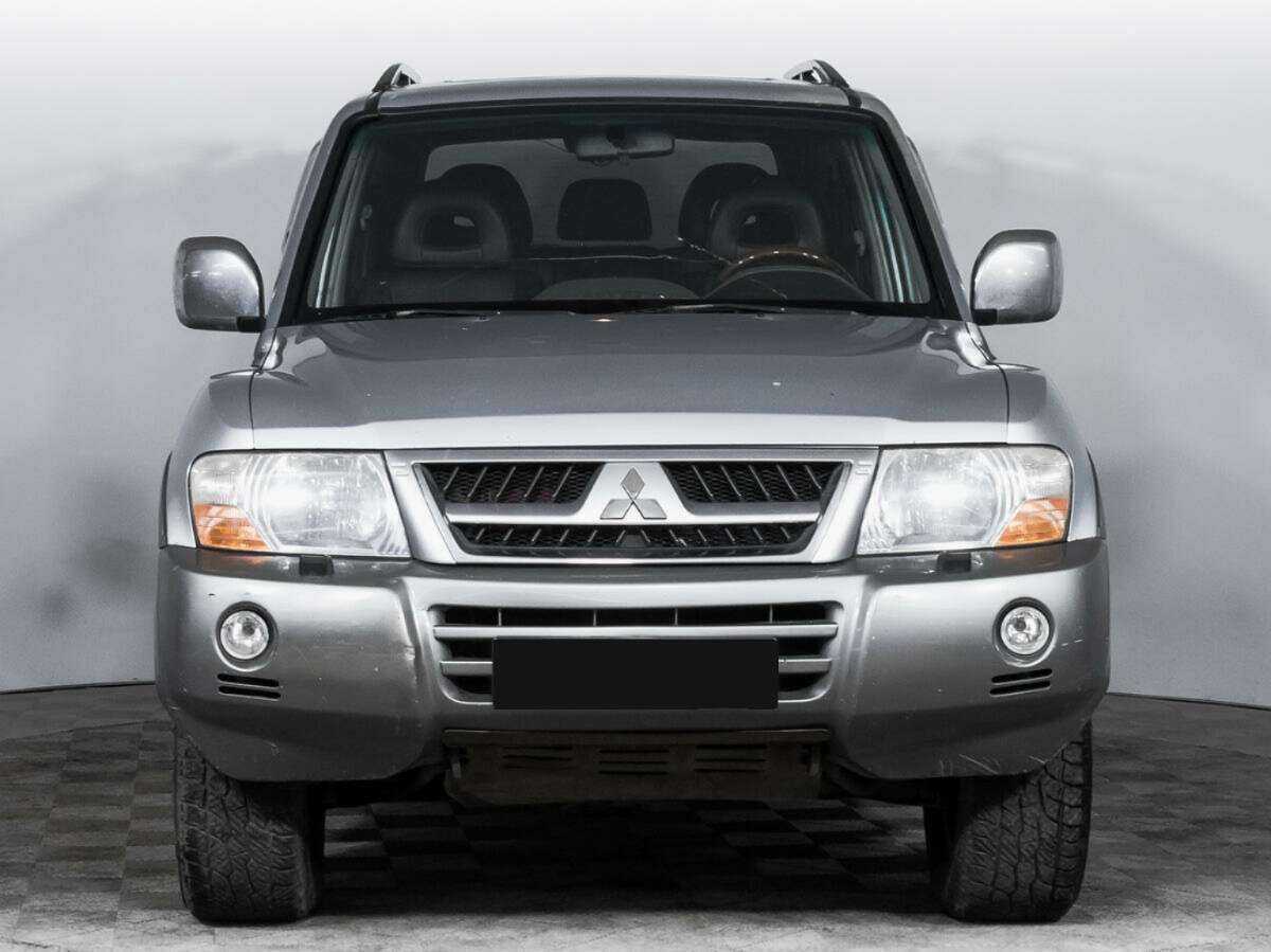 Купить Mitsubishi Pajero с пробегом. Фото: #1