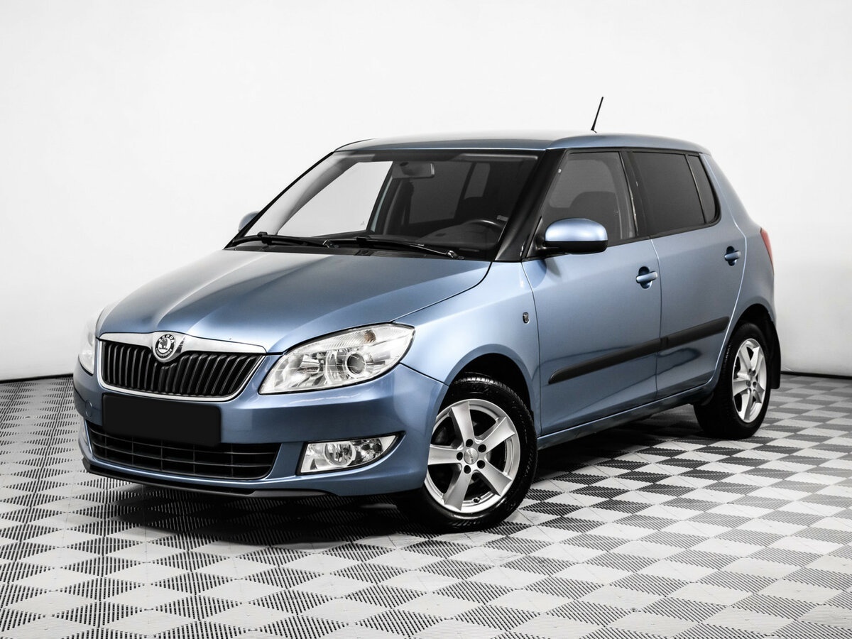 Купить Skoda Fabia с пробегом. Посмотреть фото