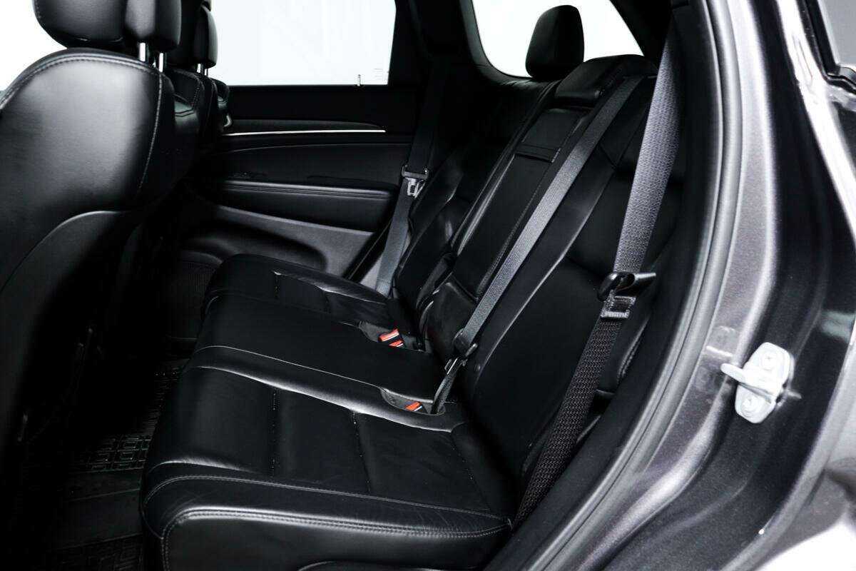 Купить Jeep Grand Cherokee с пробегом. Фото: #11