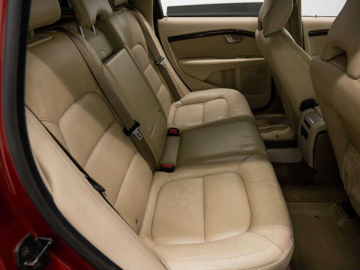Купить Volvo XC70 с пробегом. Фото: #12
