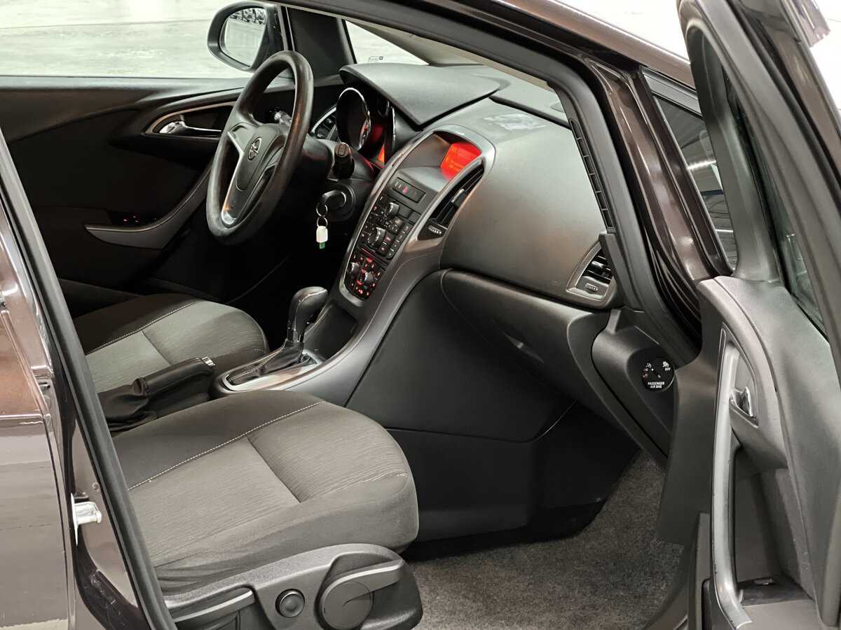 Купить Opel Astra с пробегом. Фото: #10