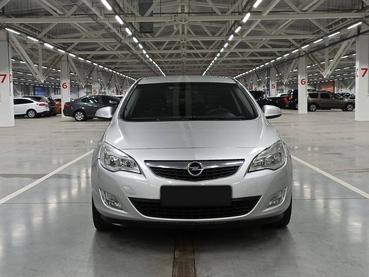 Купить Opel Astra с пробегом. Фото: #1