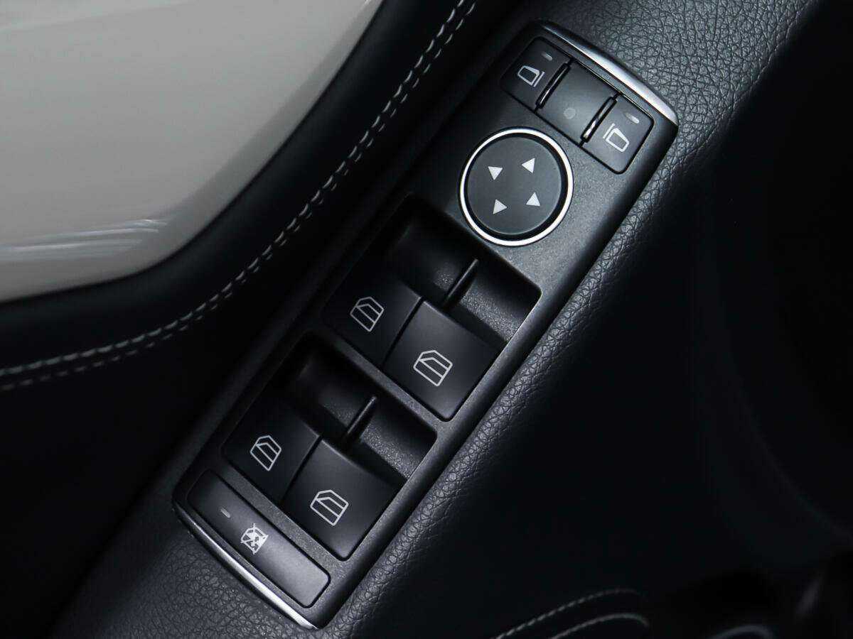 Купить Mercedes-Benz C-Класс с пробегом. Фото: #18