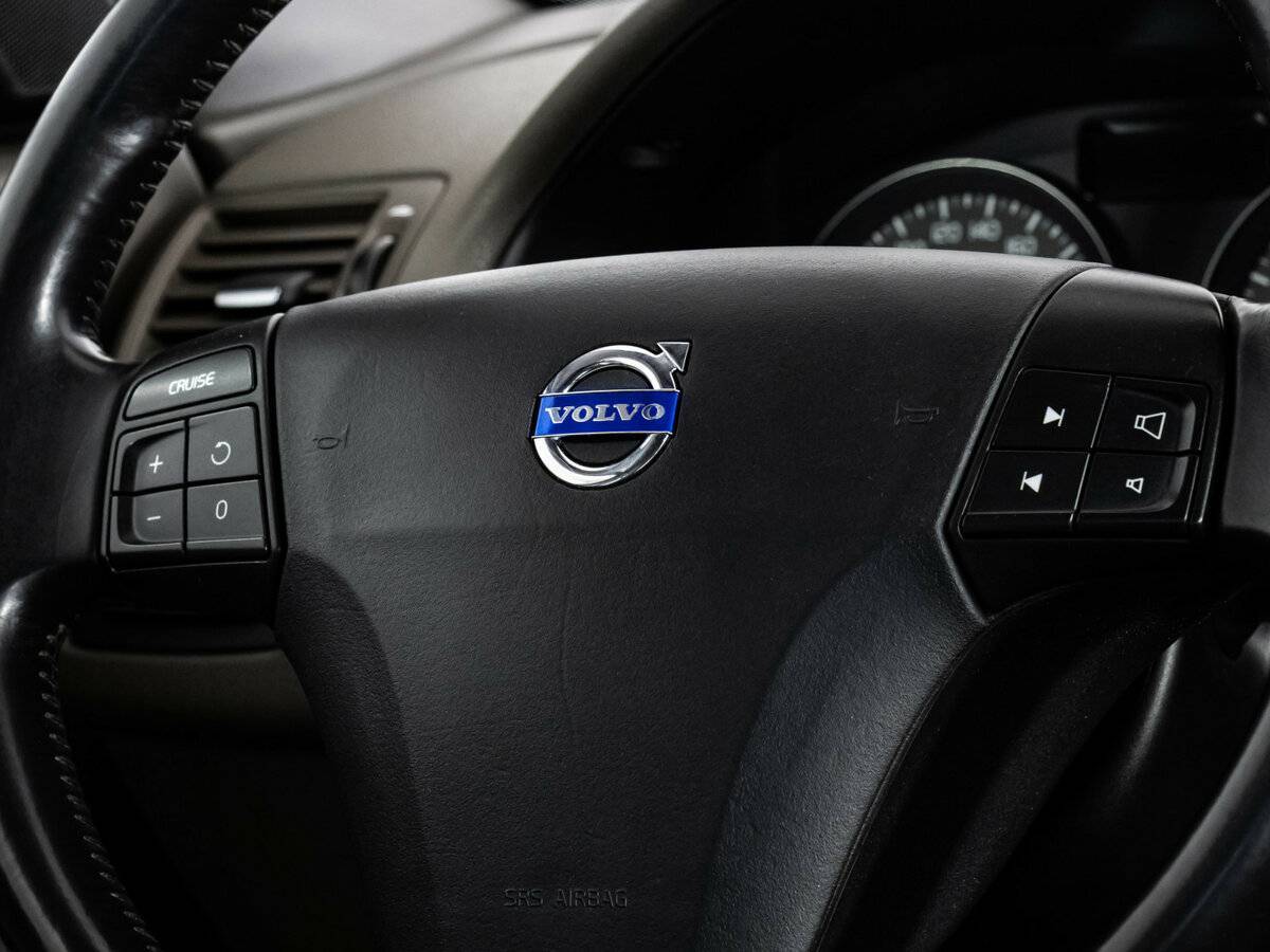Купить Volvo S40 с пробегом. Фото: #11