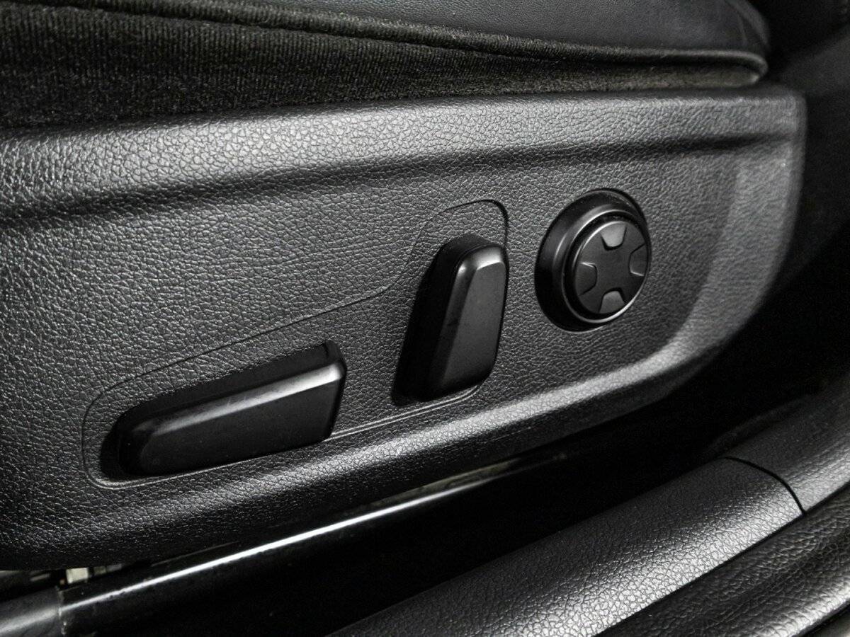 Купить Kia Stinger с пробегом. Фото: #19