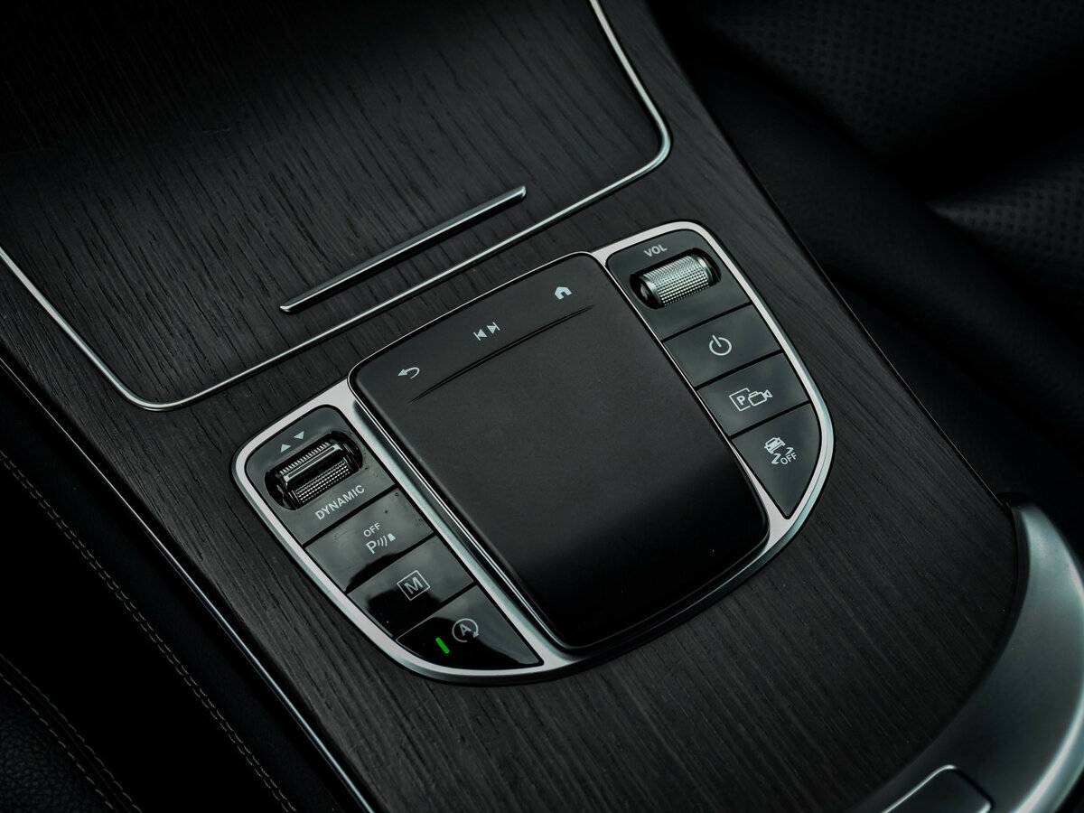 Купить Mercedes-Benz GLC с пробегом. Фото: #17