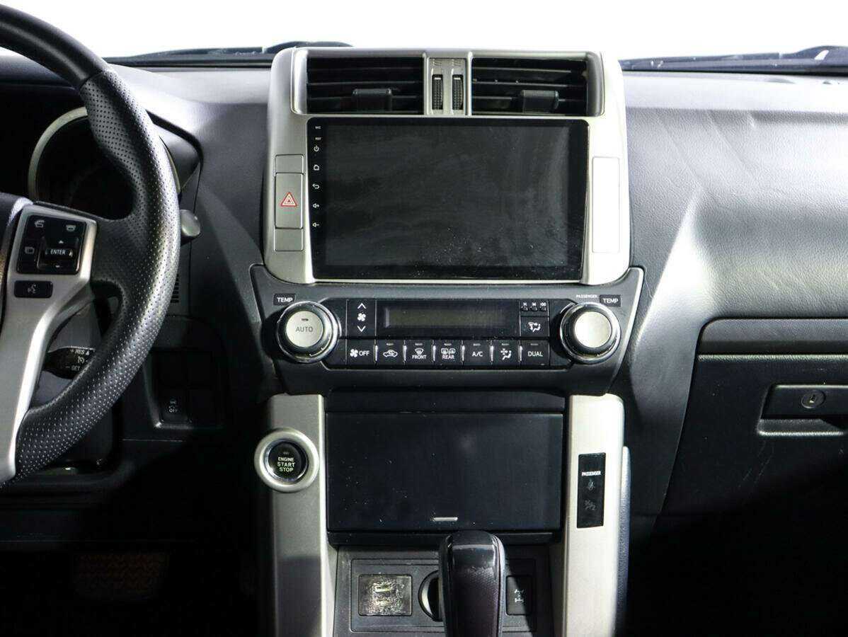 Купить Toyota Land Cruiser Prado с пробегом. Фото: #12