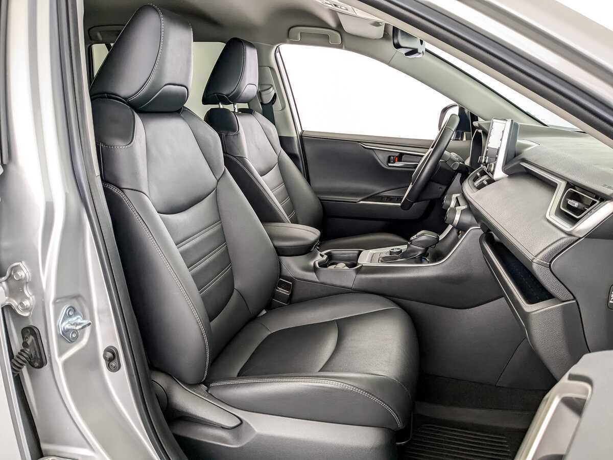 Купить Toyota RAV4 с пробегом. Фото: #18