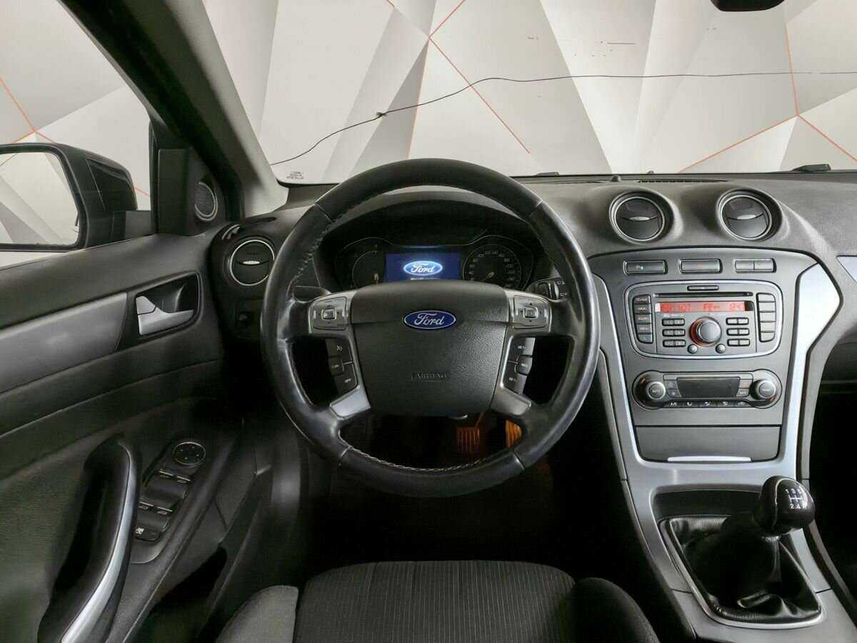 Купить Ford Mondeo с пробегом. Фото: #14