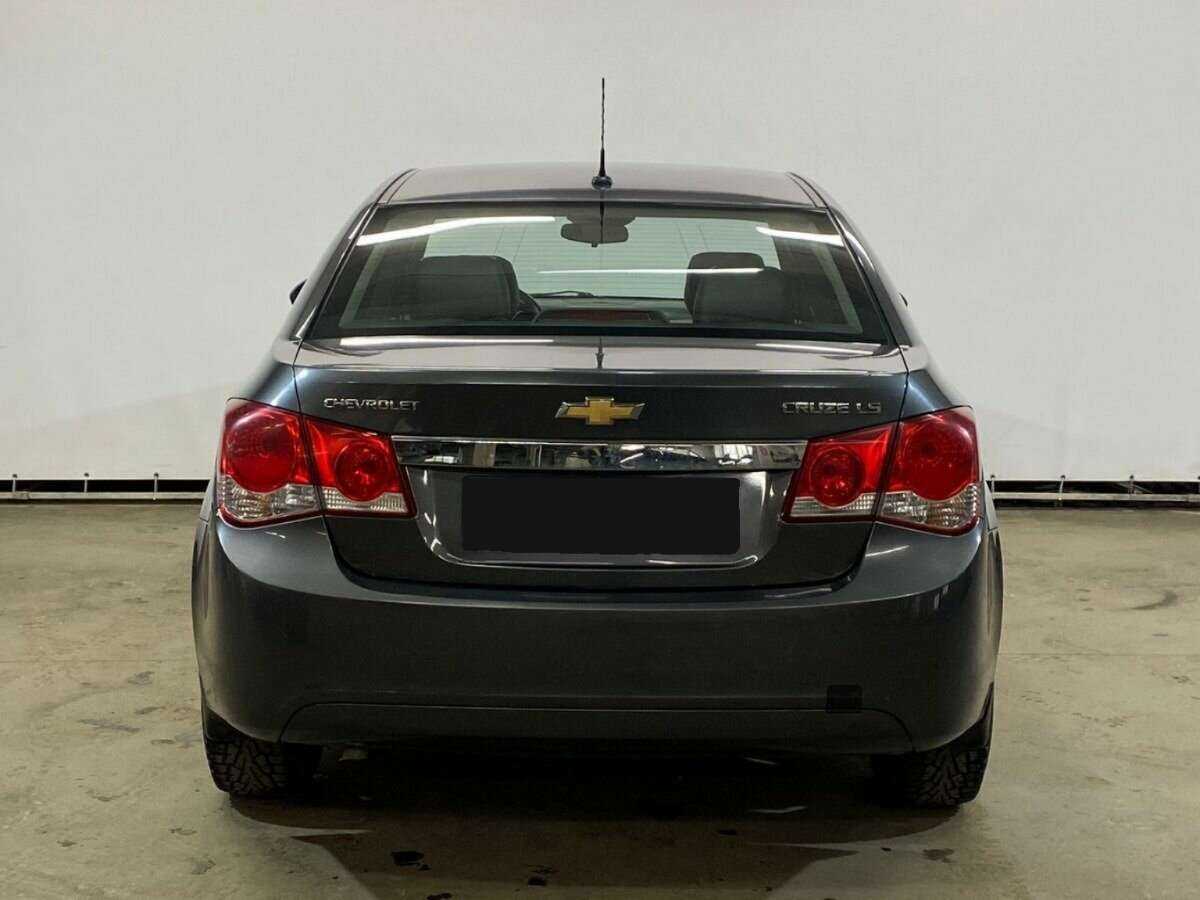 Купить Chevrolet Cruze с пробегом. Фото: #5