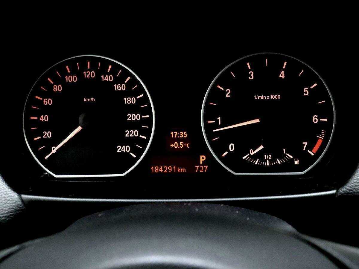 Купить BMW 1 серии с пробегом. Фото: #12