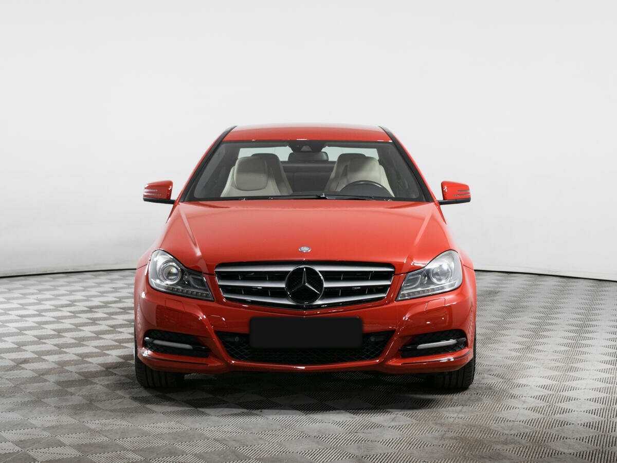 Купить Mercedes-Benz C-Класс с пробегом. Фото: #1