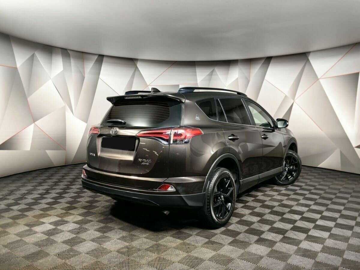 Купить Toyota RAV4 с пробегом. Фото: #1