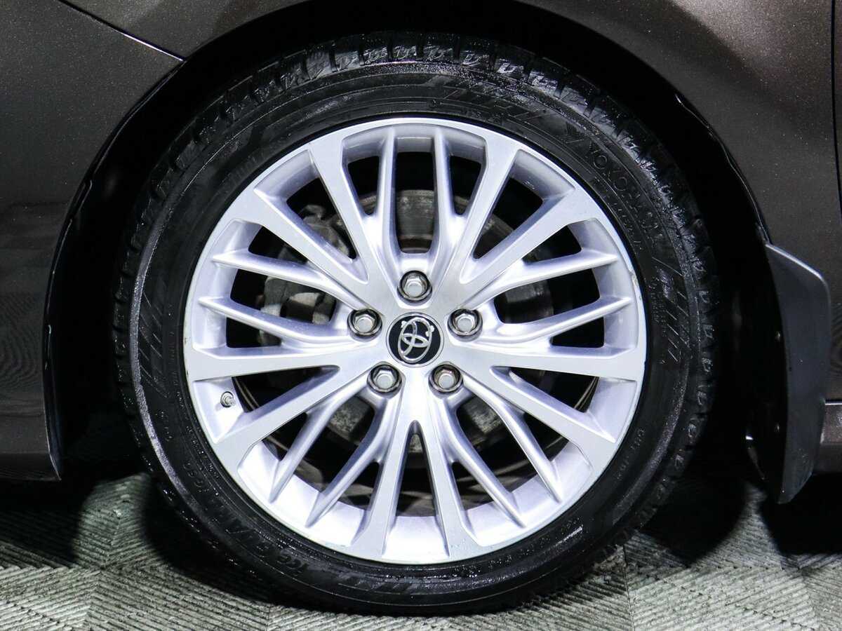 Купить Toyota Camry с пробегом. Фото: #11