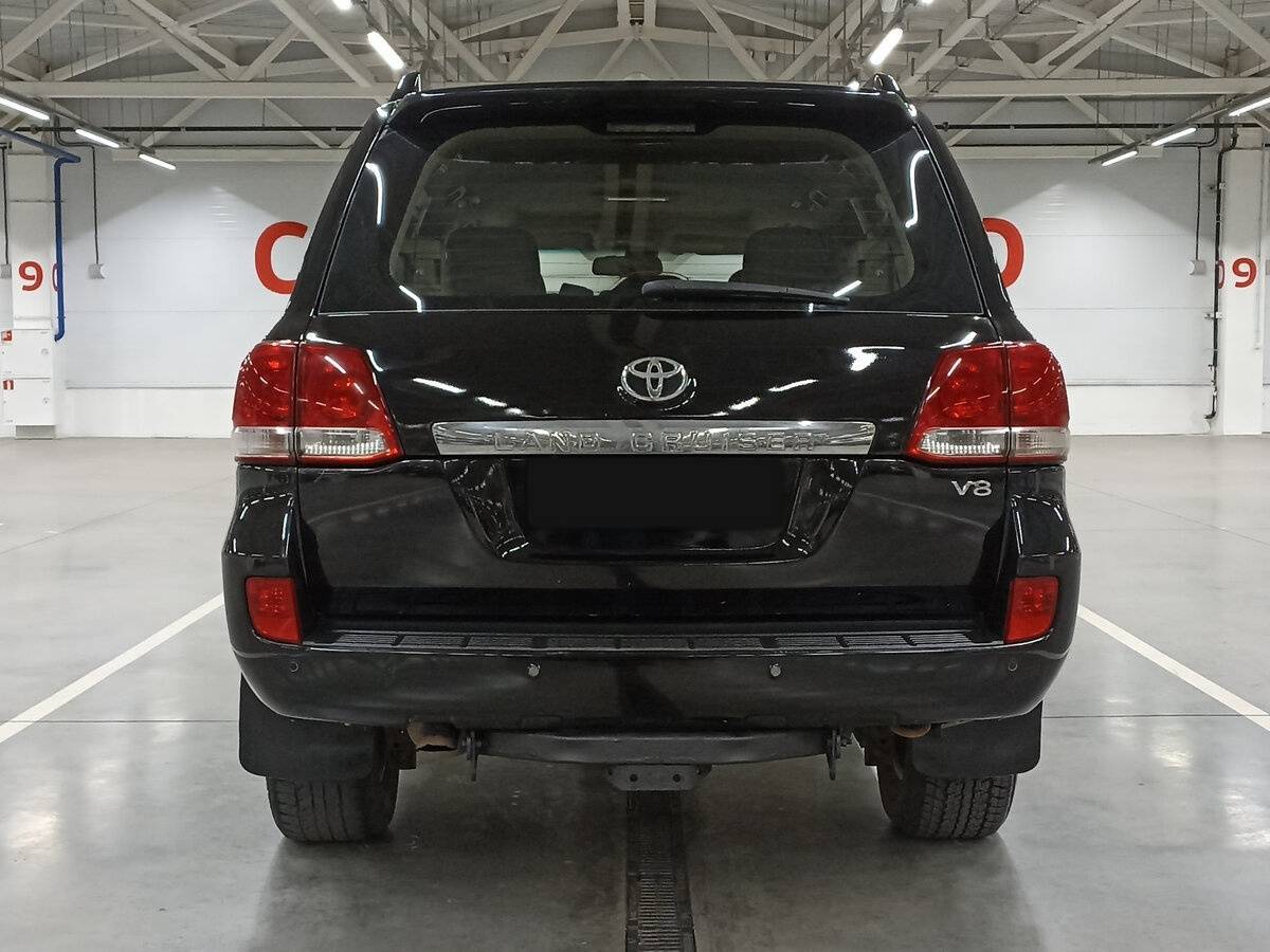 Купить Toyota Land Cruiser с пробегом. Фото: #5