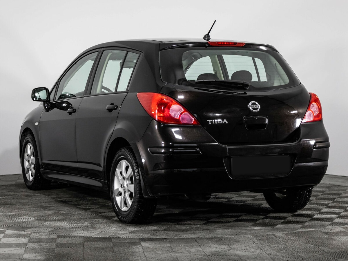 Купить Nissan Tiida с пробегом. Фото: #5