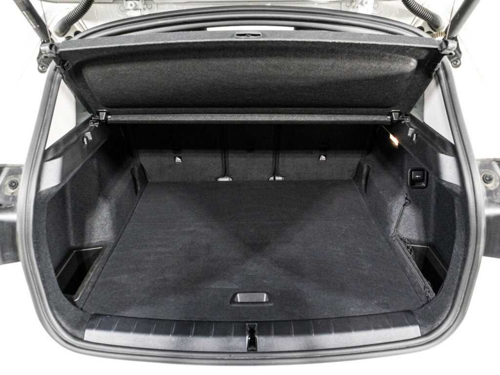 Купить BMW X1 с пробегом. Фото: #14