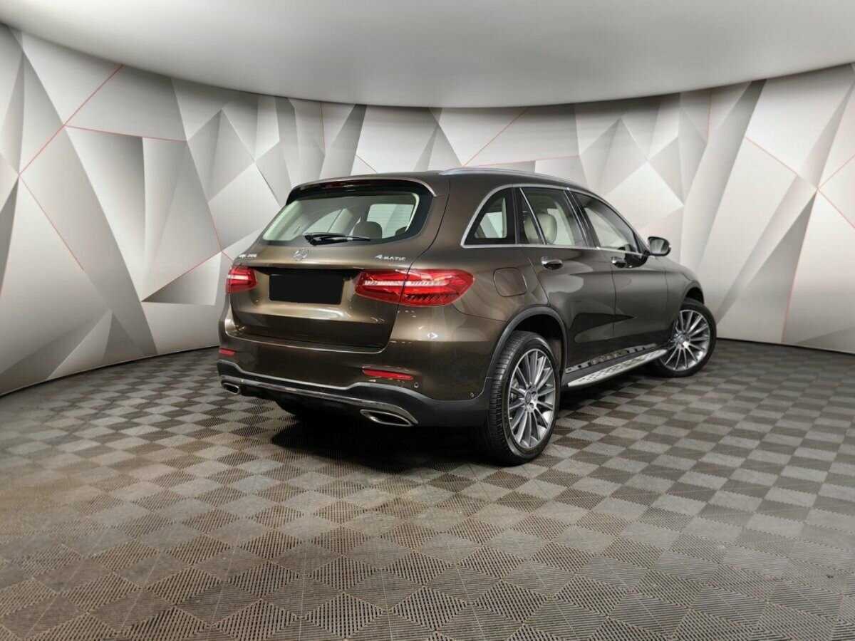 Купить Mercedes-Benz GLC с пробегом. Фото: #1