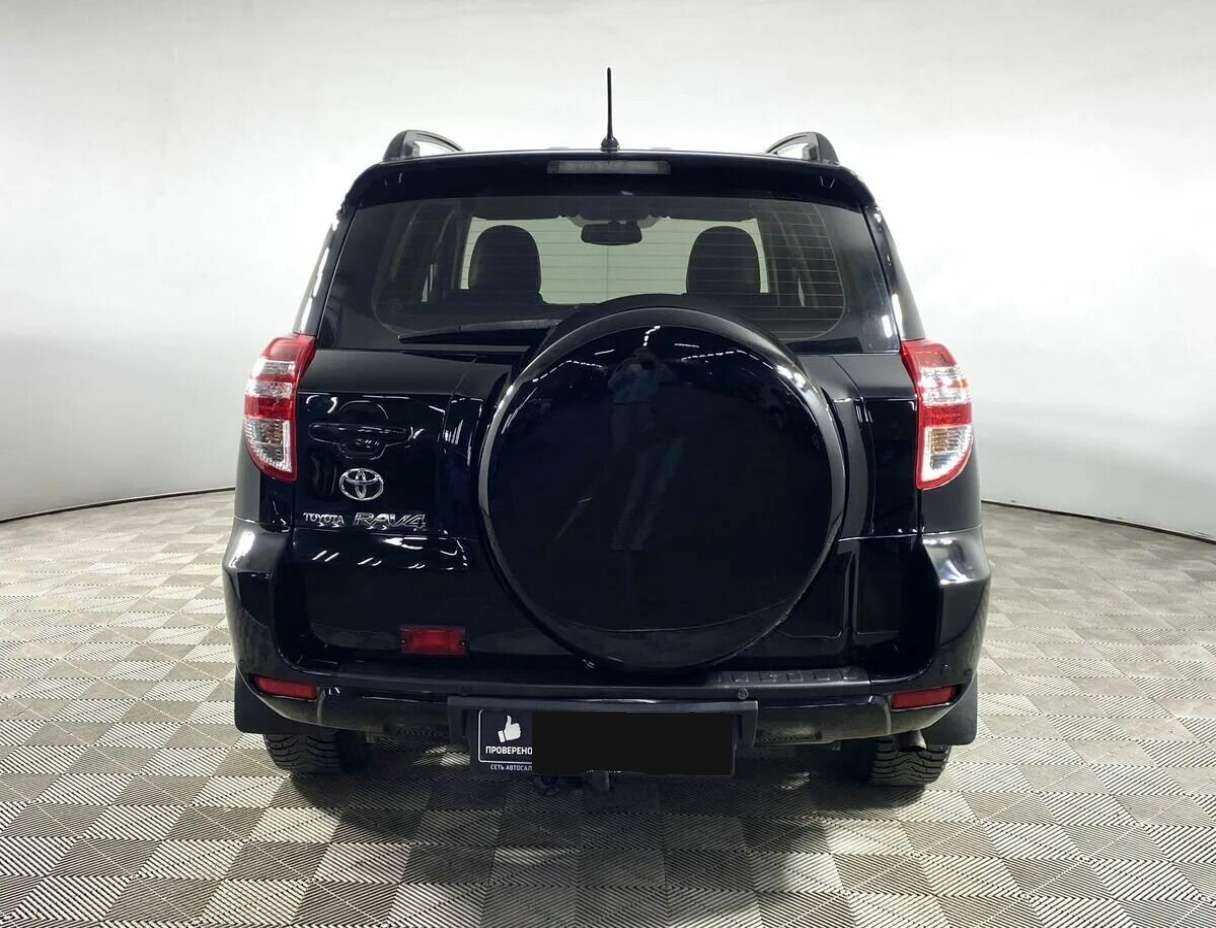 Купить Toyota RAV4 с пробегом. Фото: #4