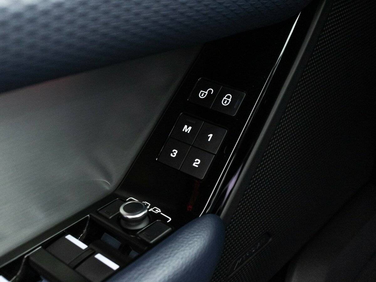 Купить Land Rover Range Rover Velar с пробегом. Фото: #14