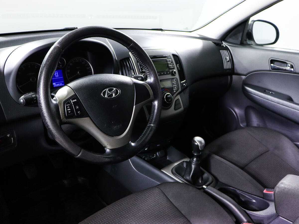 Купить Hyundai i30 с пробегом. Фото: #13
