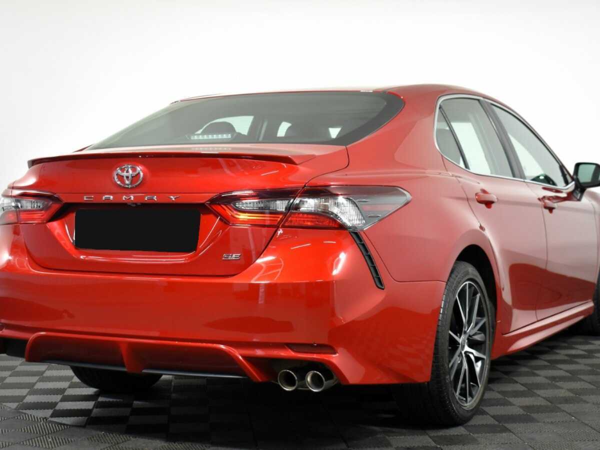 Купить Toyota Camry с пробегом. Фото: #3