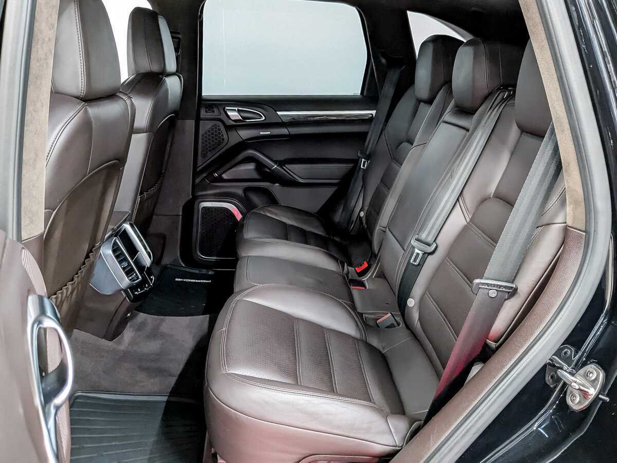 Купить Porsche Cayenne с пробегом. Фото: #11