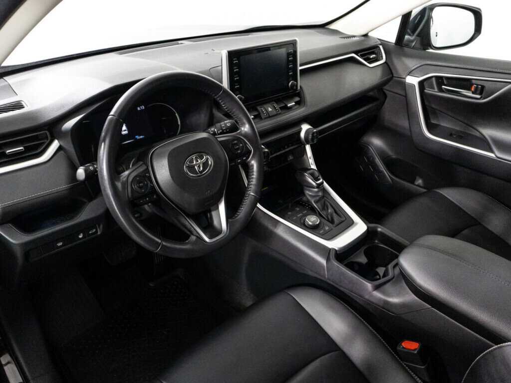 Купить Toyota RAV4 с пробегом. Фото: #10