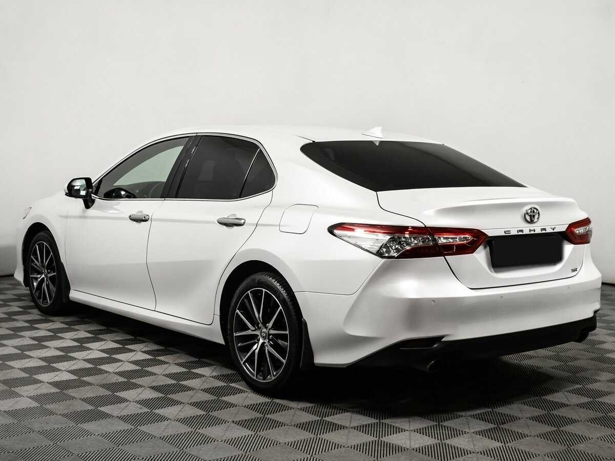 Купить Toyota Camry с пробегом. Фото: #6