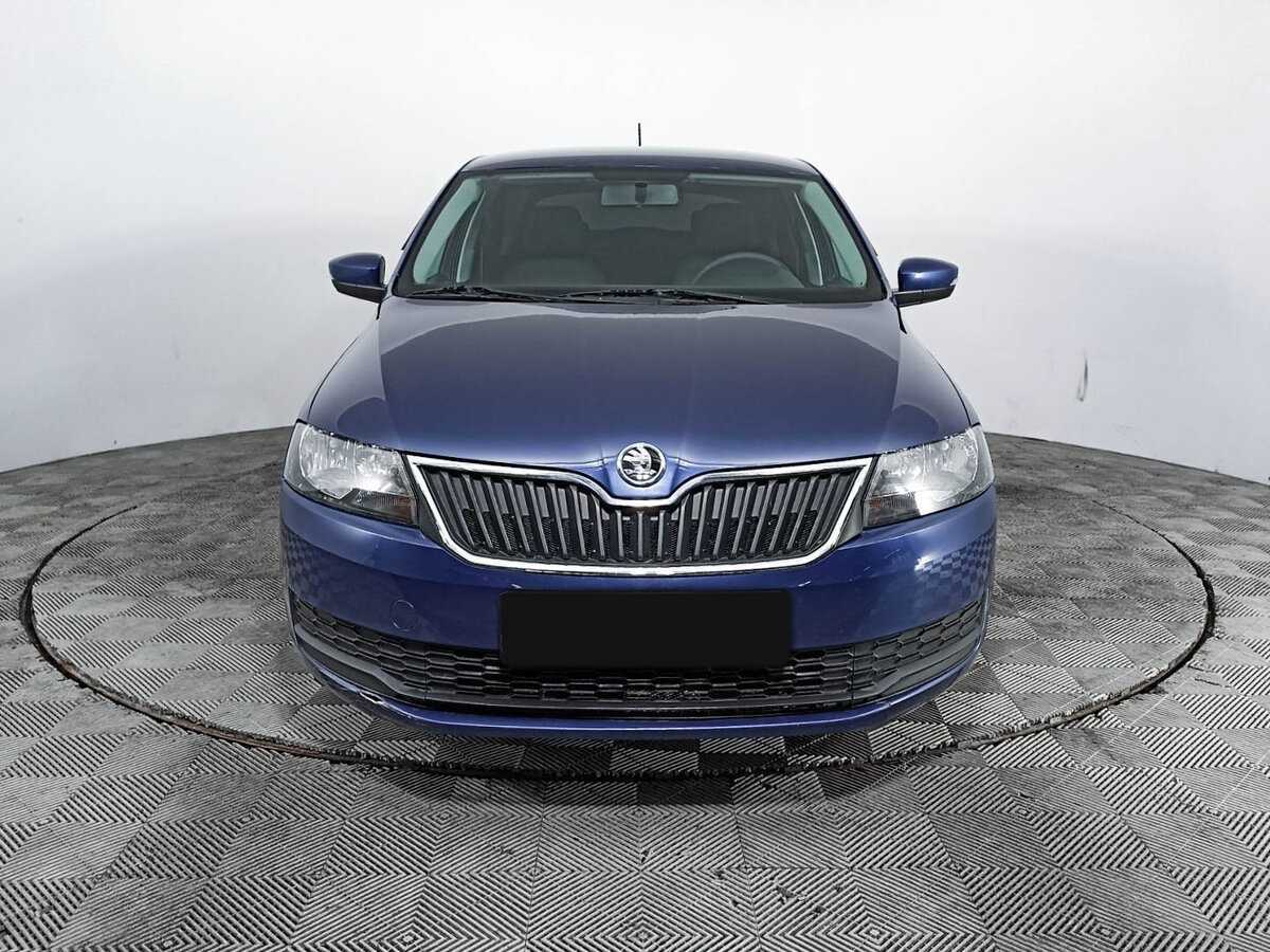 Купить Skoda Rapid с пробегом. Фото: #1