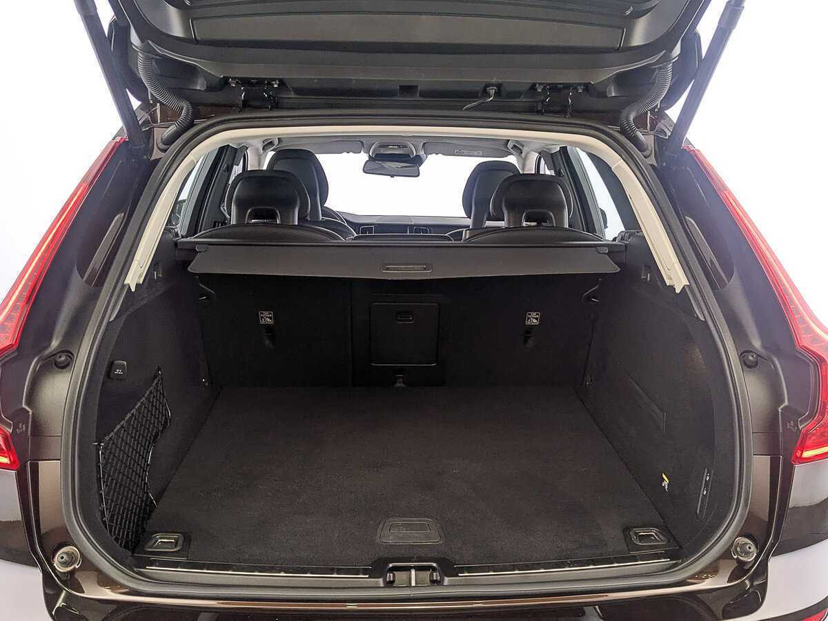 Купить Volvo XC60 с пробегом. Фото: #9